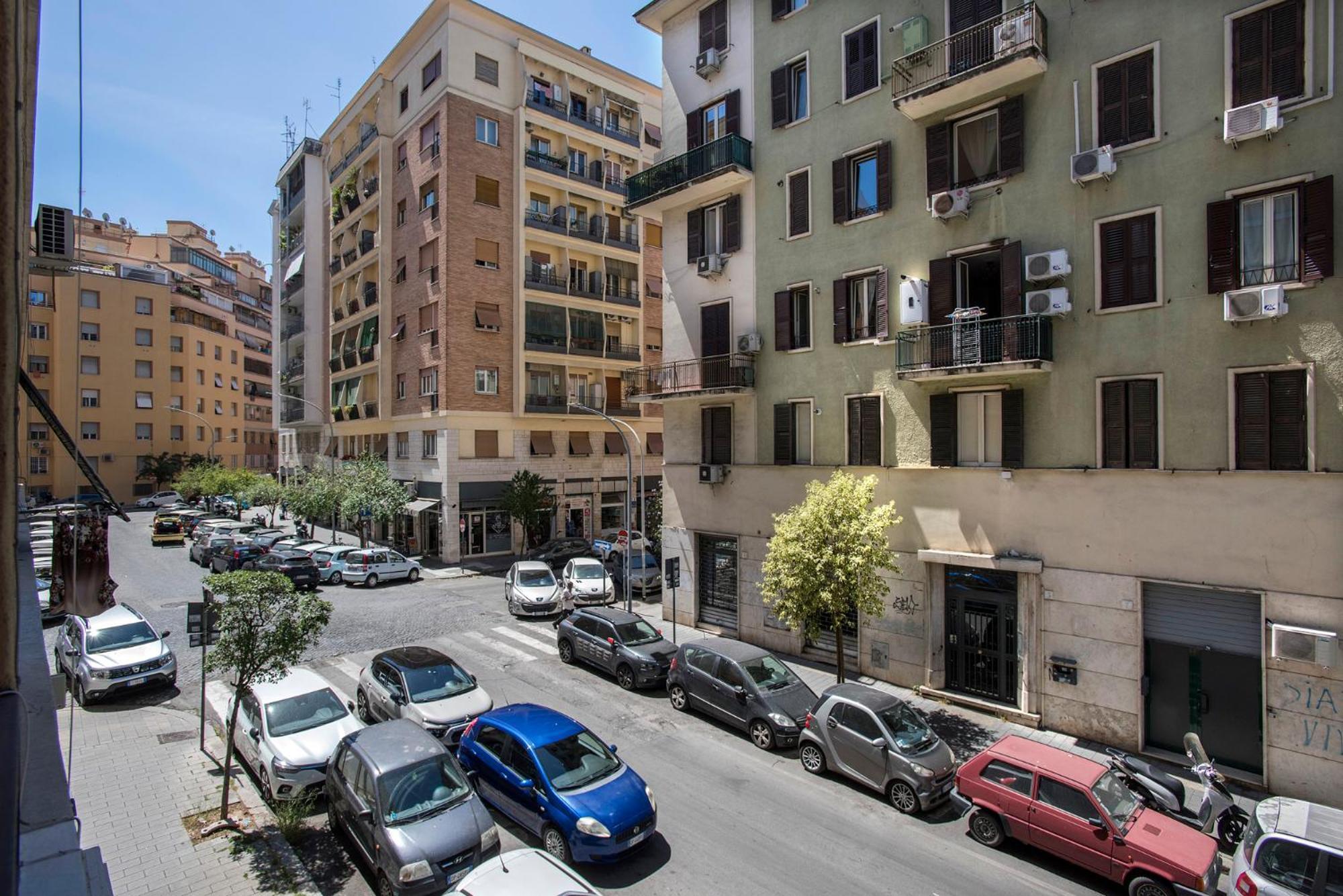 Апартаменти Appia Luxe - A Poche Fermate Del Centro Рим Екстер'єр фото